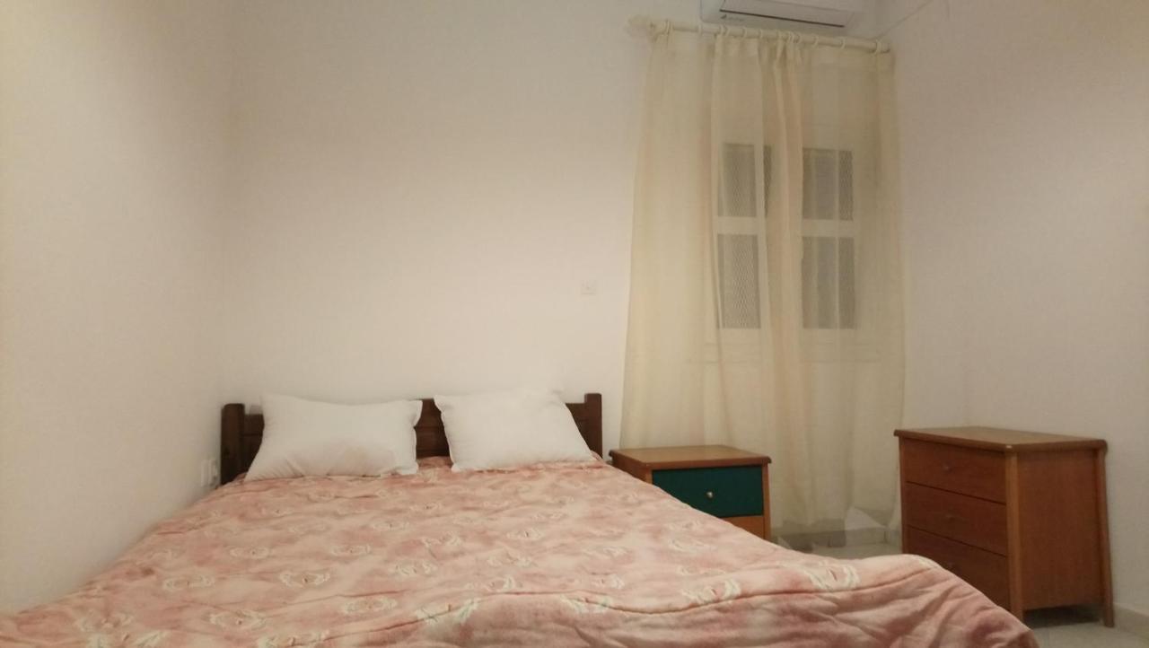 Vacation House In Stroggili Agios Ioannis Peristerion Exterior foto